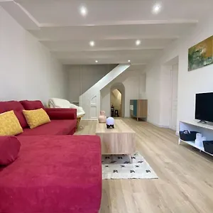 Maison - 4 - 10 Couchages - 2sdb Hébergement de vacances